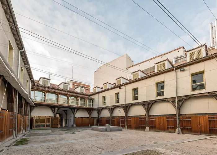 Apartamentos Madrid Xxxiii - Alojamiento De Temporada